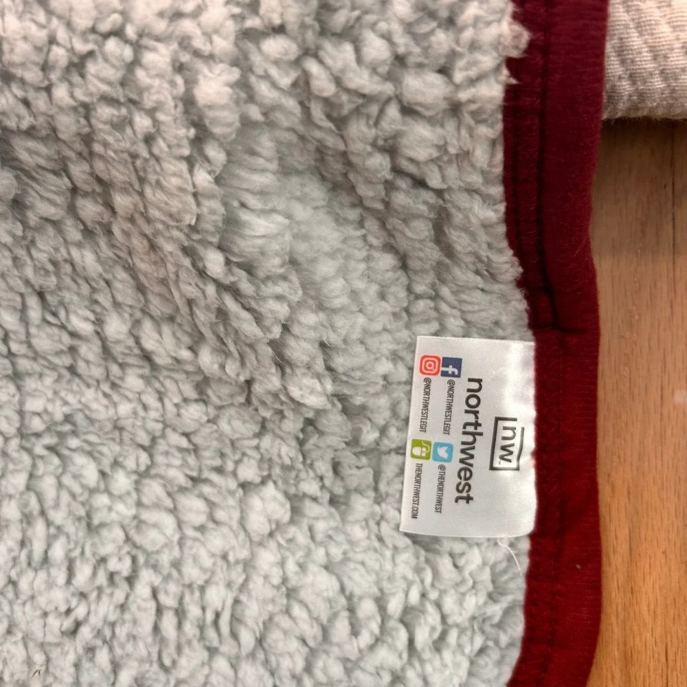 Arizona Cardinals Northwest Sherpa Throw Blanket NFL White Red Fleece Plush